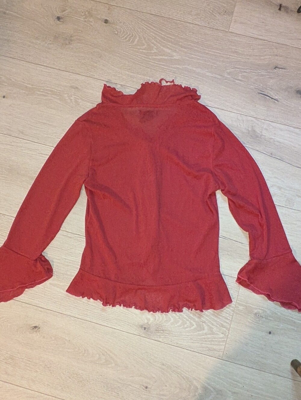 Y2K Ruffle Top - Picture 3 of 3